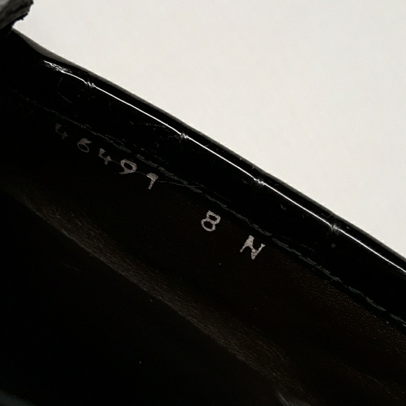 Stuart Weitzman Patent Croc Print Driving Loafer - Picture 4 of 5